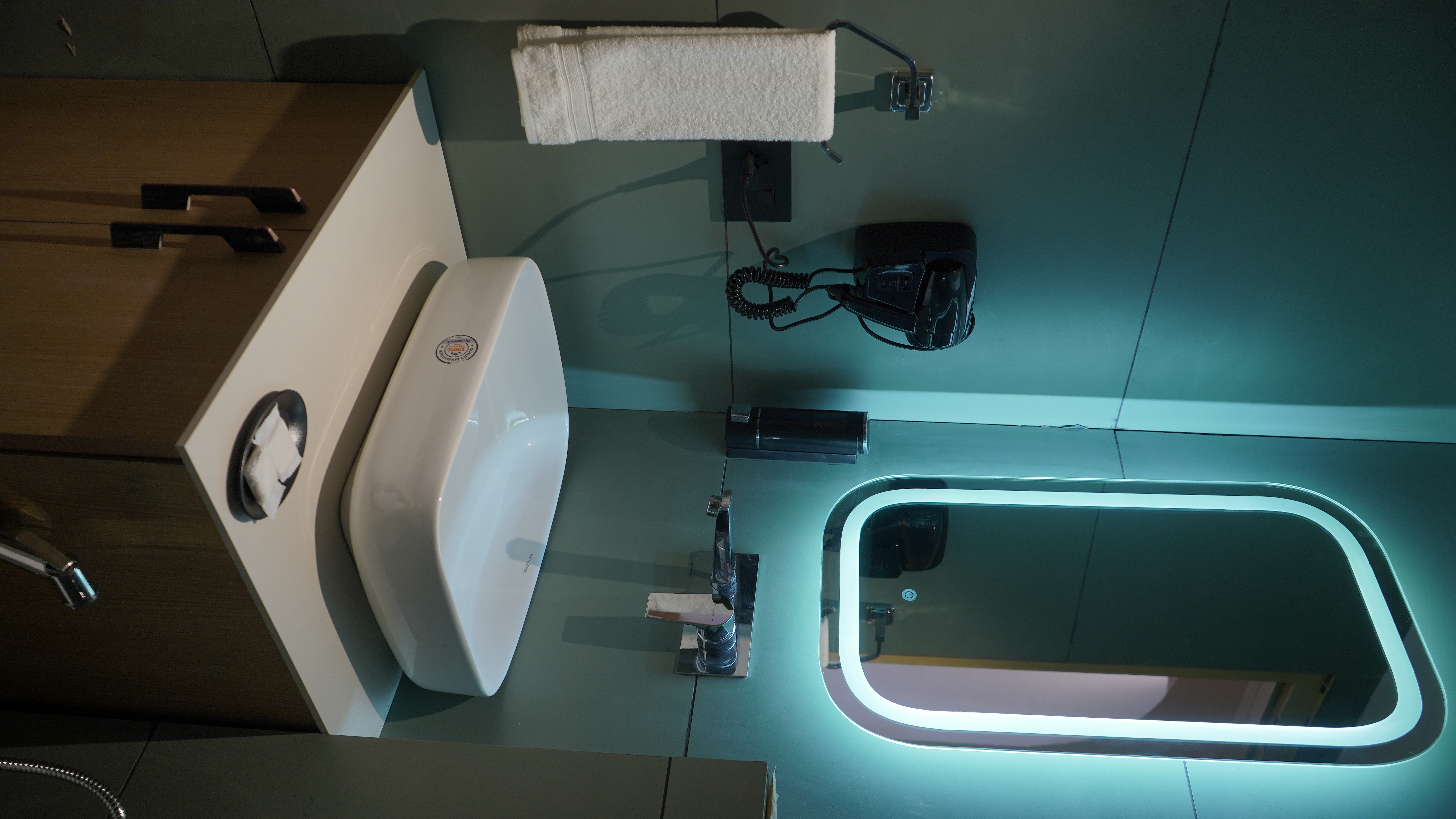 Courtyard architecture